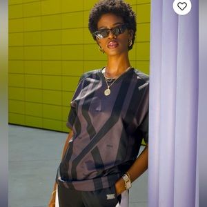 Savage by Fenty limited edition black jersey, size XL